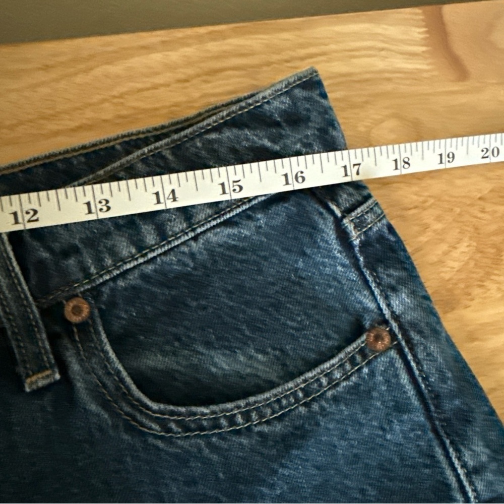 Gap Women’s Mom Blue Jeans Size 14/32 Petite - Picture 7 of 8